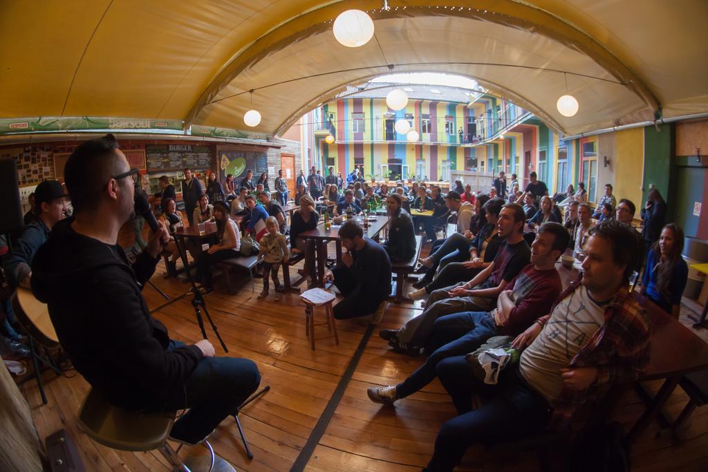 Casa De La Musica Hostel Budapeszt Zewnętrze zdjęcie
